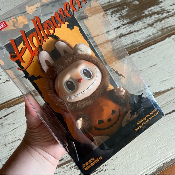 New POP MART Happy Halloween Party Series-Sitting Pumpkin Vinyl Plush Pendant - Picture 5 of 11